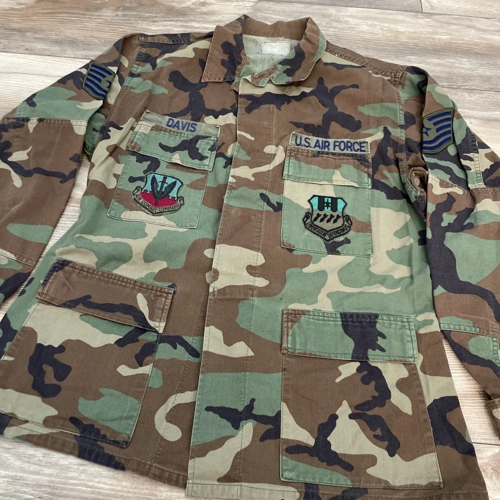 Vintage US Air Force Woodland Camo BDU Jacket Military Patches Mens Regular